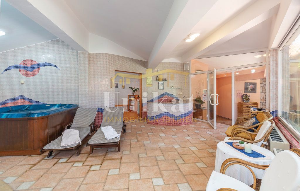 Enonadstropna hiša z wellness prostorom